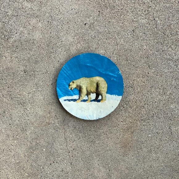 Hand Painted Polar Bear Painting on Shell - Picture 9 of 16